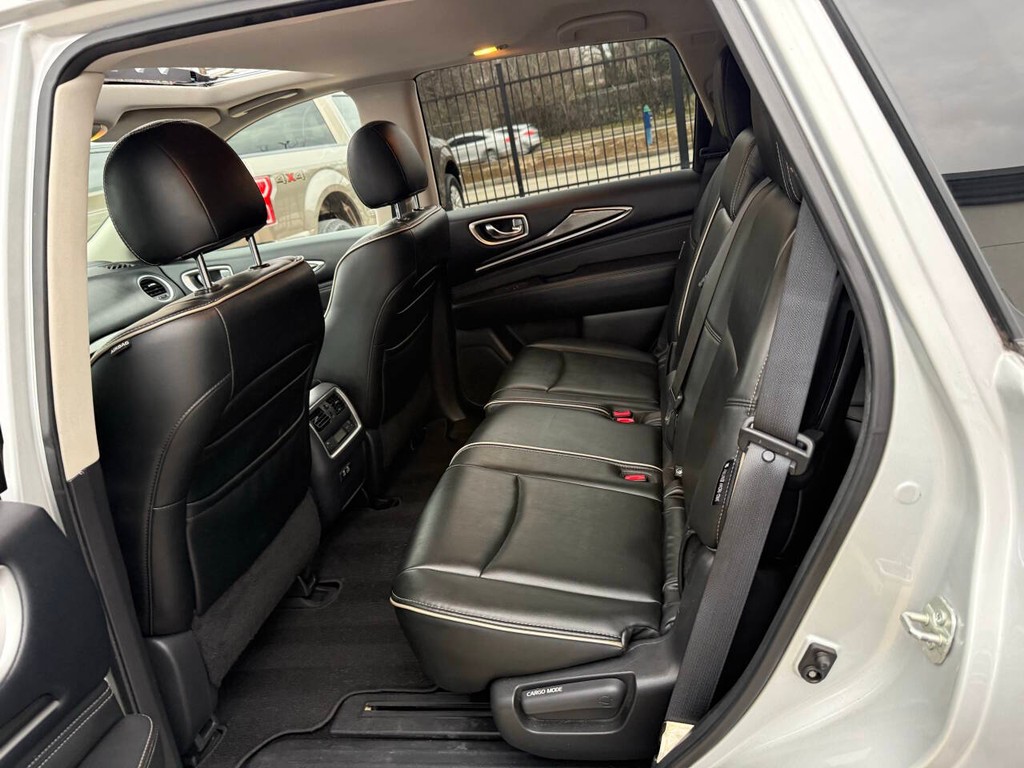 INFINITI QX60 Vehicle Full-screen Gallery Image 13