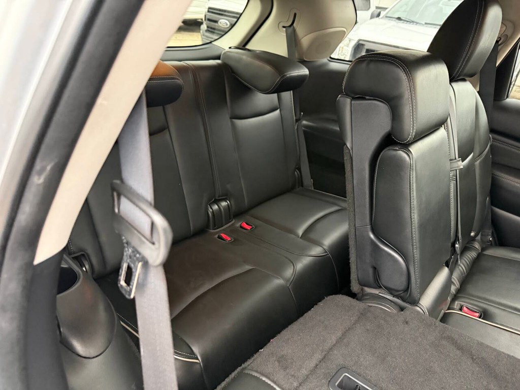 INFINITI QX60 Vehicle Full-screen Gallery Image 17