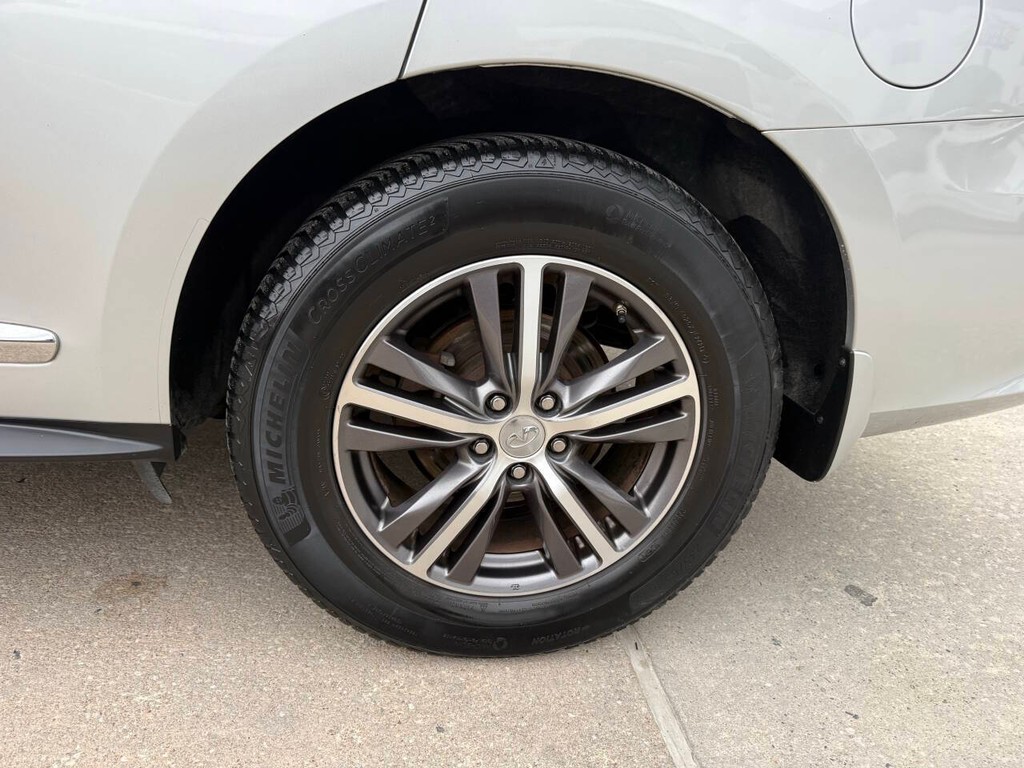 INFINITI QX60 Vehicle Full-screen Gallery Image 38