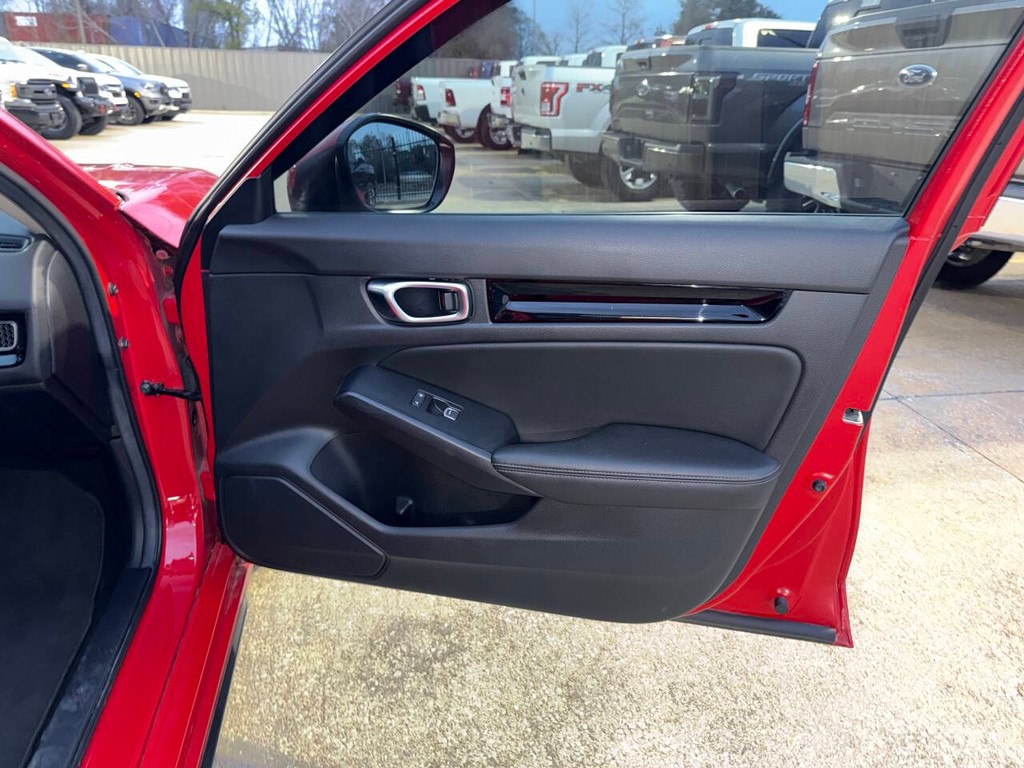 Honda Civic Vehicle Full-screen Gallery Image 11