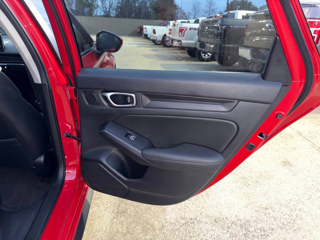 Honda Civic Vehicle Full-screen Gallery Image 16