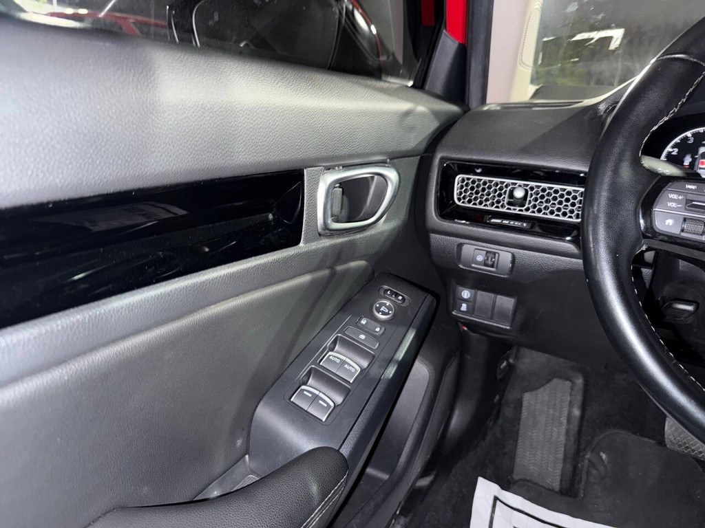 Honda Civic Vehicle Full-screen Gallery Image 29