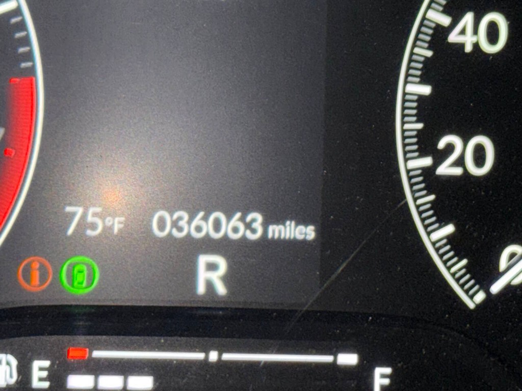 Honda Civic Vehicle Full-screen Gallery Image 32