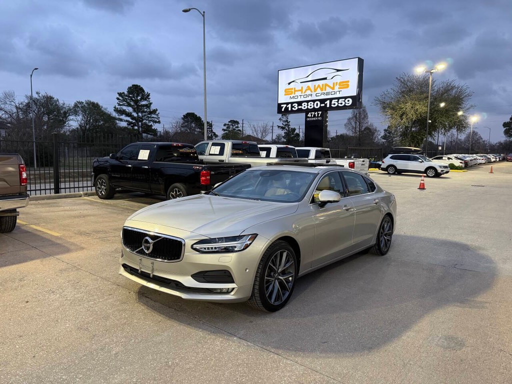 Volvo S90 Vehicle Full-screen Gallery Image 03