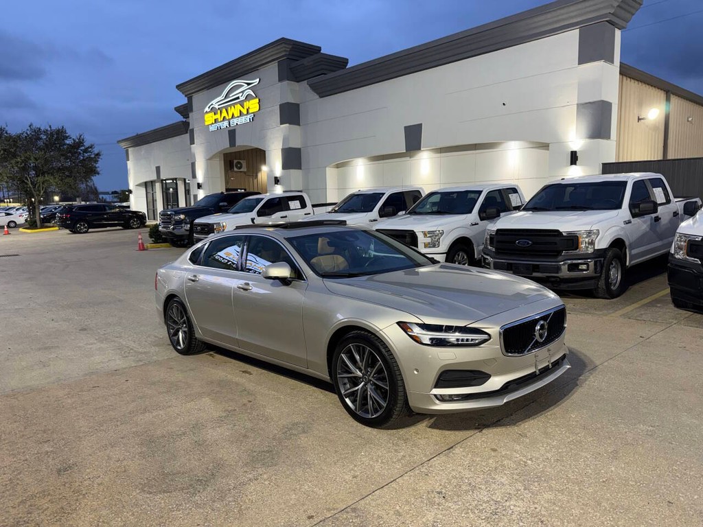 Volvo S90 Vehicle Full-screen Gallery Image 42