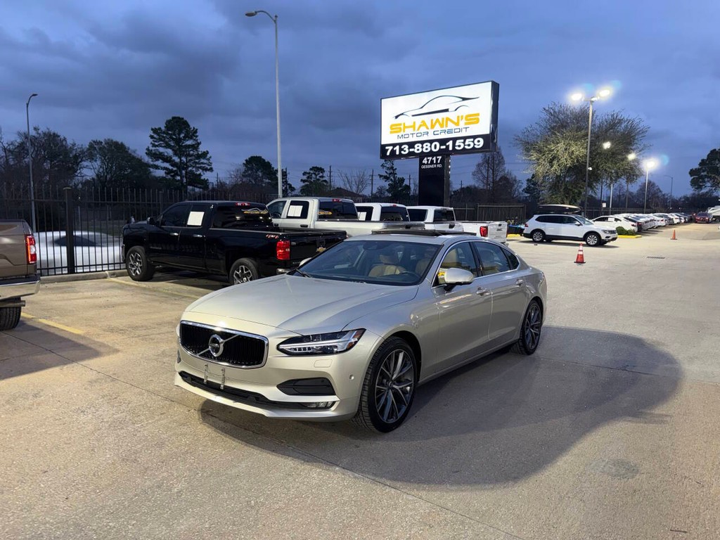 Volvo S90 Vehicle Full-screen Gallery Image 43