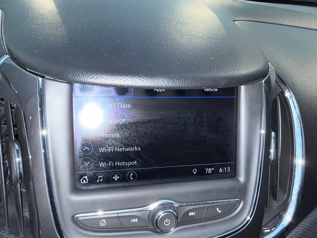 Chevrolet Cruze Vehicle Full-screen Gallery Image 25