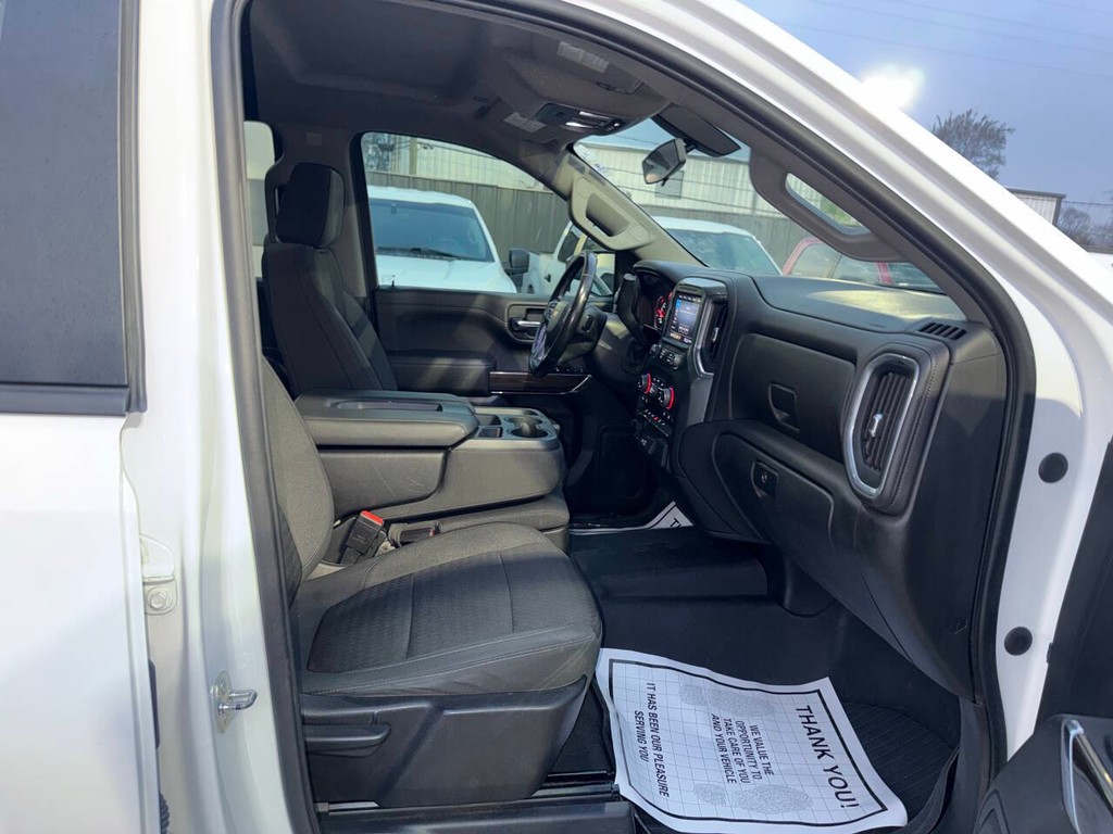 Chevrolet Silverado 1500 Limited Vehicle Full-screen Gallery Image 10