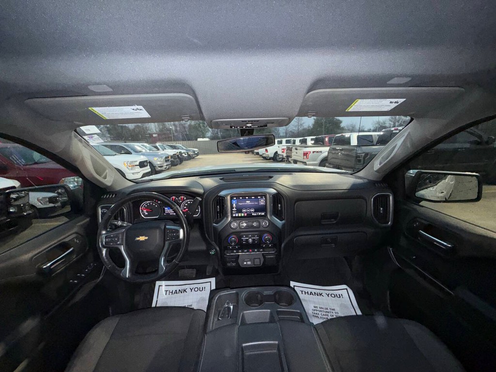 Chevrolet Silverado 1500 Limited Vehicle Full-screen Gallery Image 18