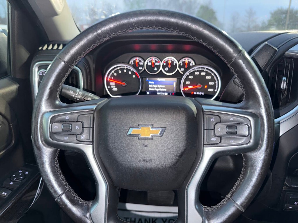 Chevrolet Silverado 1500 Limited Vehicle Full-screen Gallery Image 23