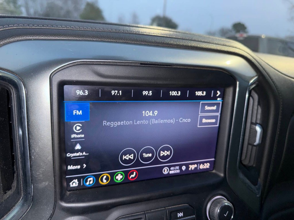 Chevrolet Silverado 1500 Limited Vehicle Full-screen Gallery Image 25