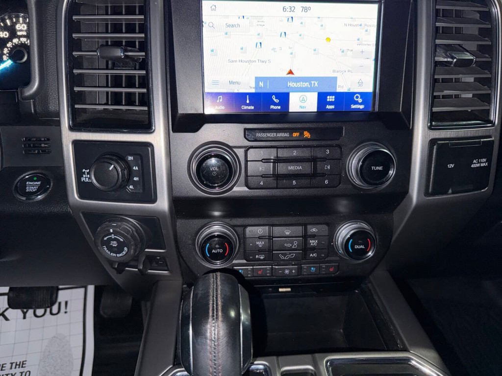 Ford F-150 Vehicle Full-screen Gallery Image 28
