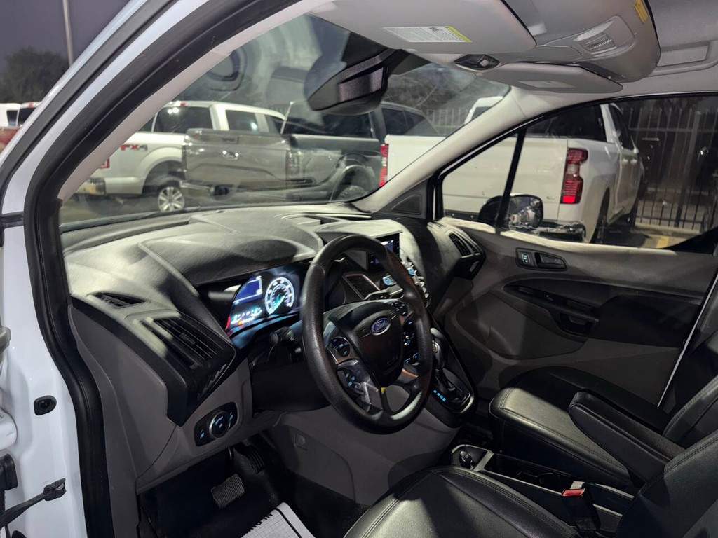 Ford Transit Connect Van Vehicle Full-screen Gallery Image 06