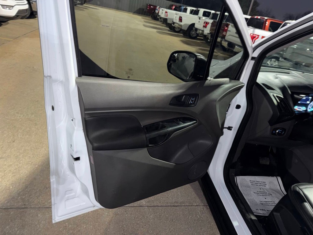 Ford Transit Connect Van Vehicle Full-screen Gallery Image 08