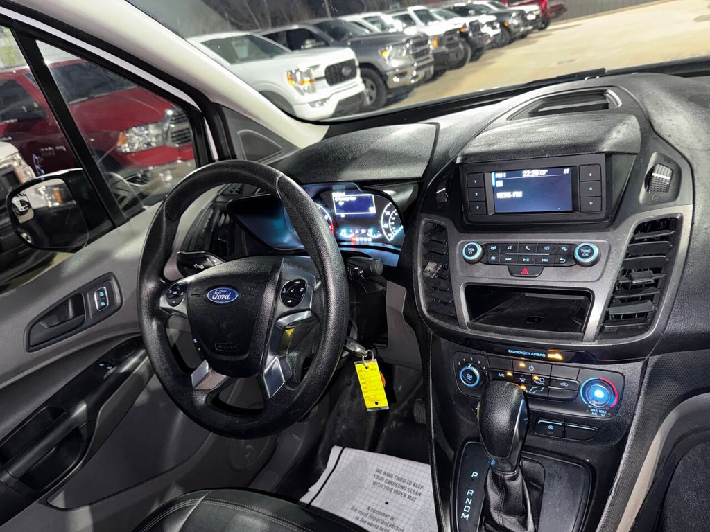 Ford Transit Connect Van Vehicle Full-screen Gallery Image 14