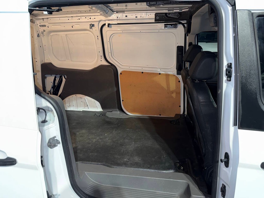 Ford Transit Connect Van Vehicle Full-screen Gallery Image 24