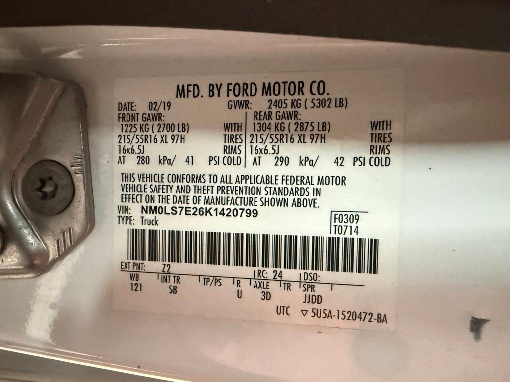 Ford Transit Connect Van Vehicle Full-screen Gallery Image 27