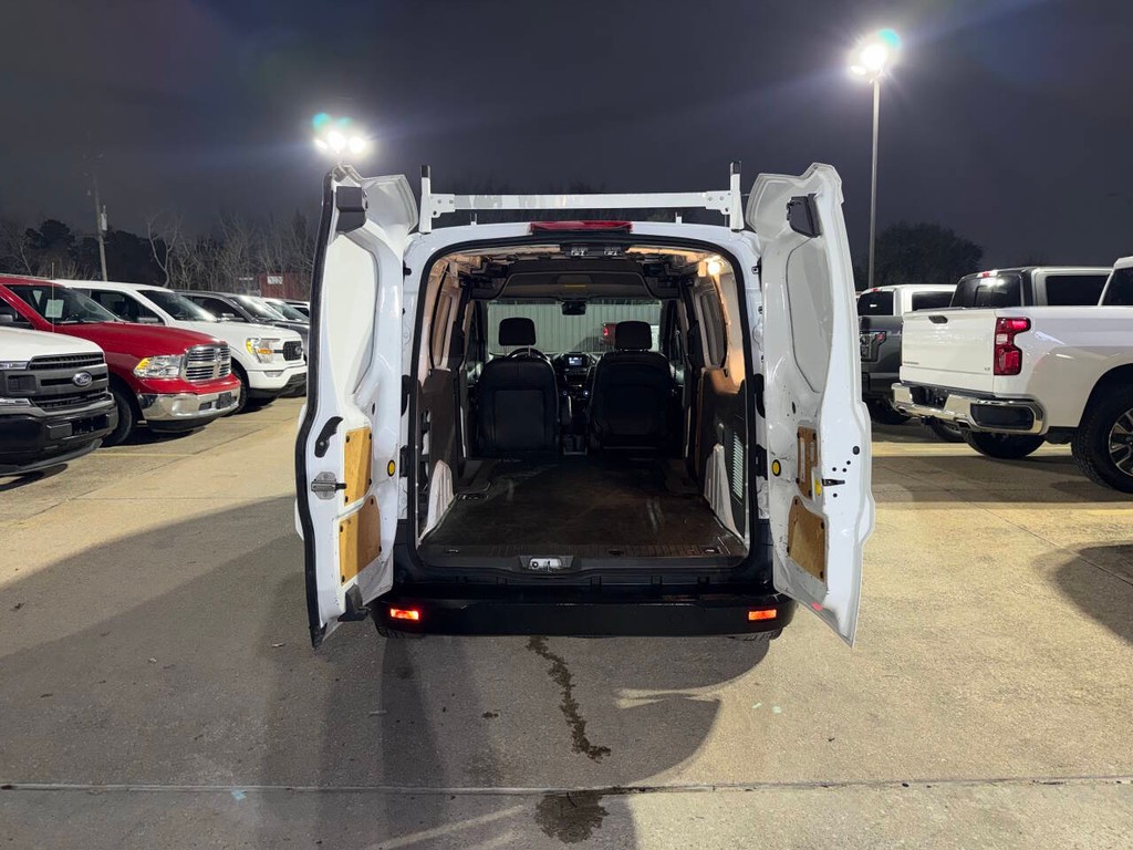 Ford Transit Connect Van Vehicle Full-screen Gallery Image 29