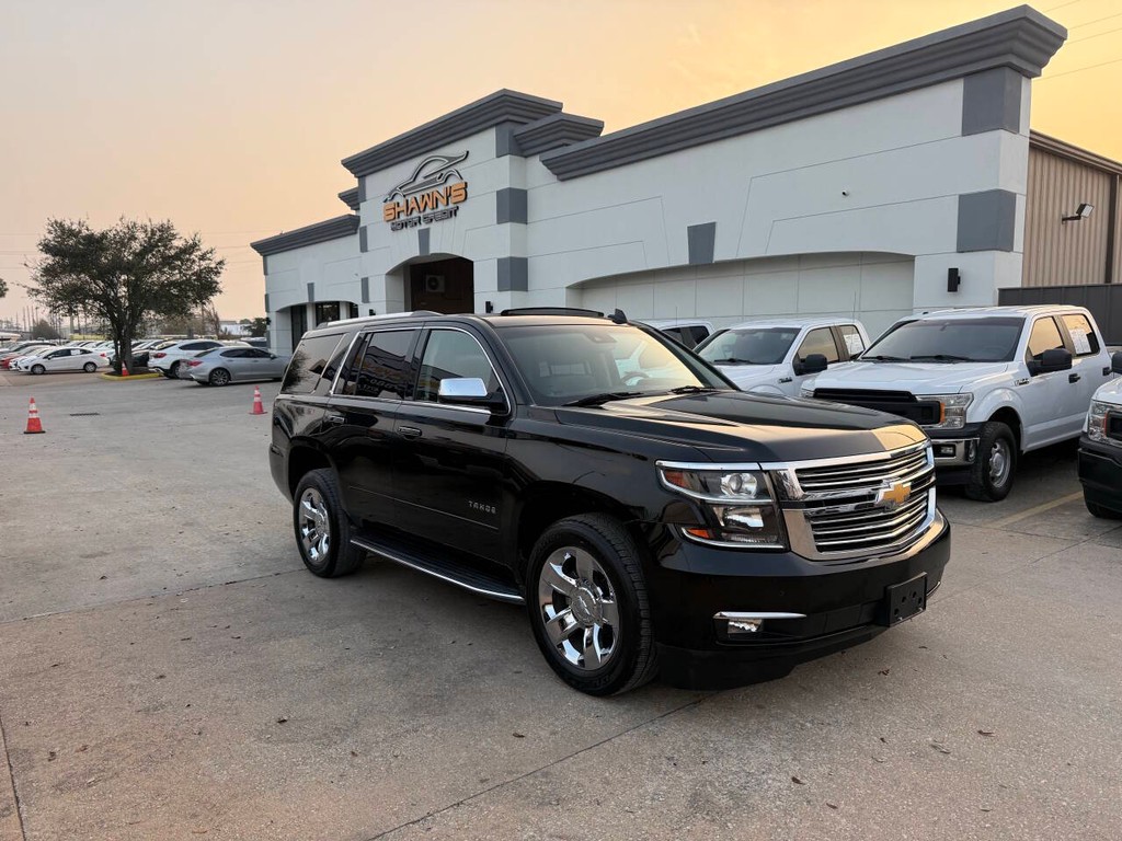 Chevrolet Tahoe Vehicle Full-screen Gallery Image 02