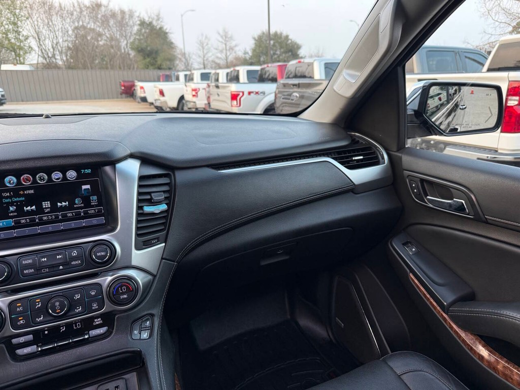 Chevrolet Tahoe Vehicle Full-screen Gallery Image 22