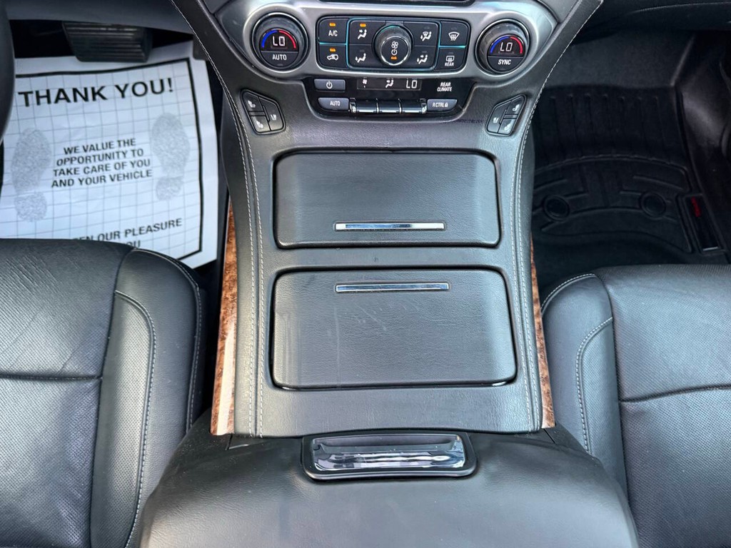 Chevrolet Tahoe Vehicle Full-screen Gallery Image 32