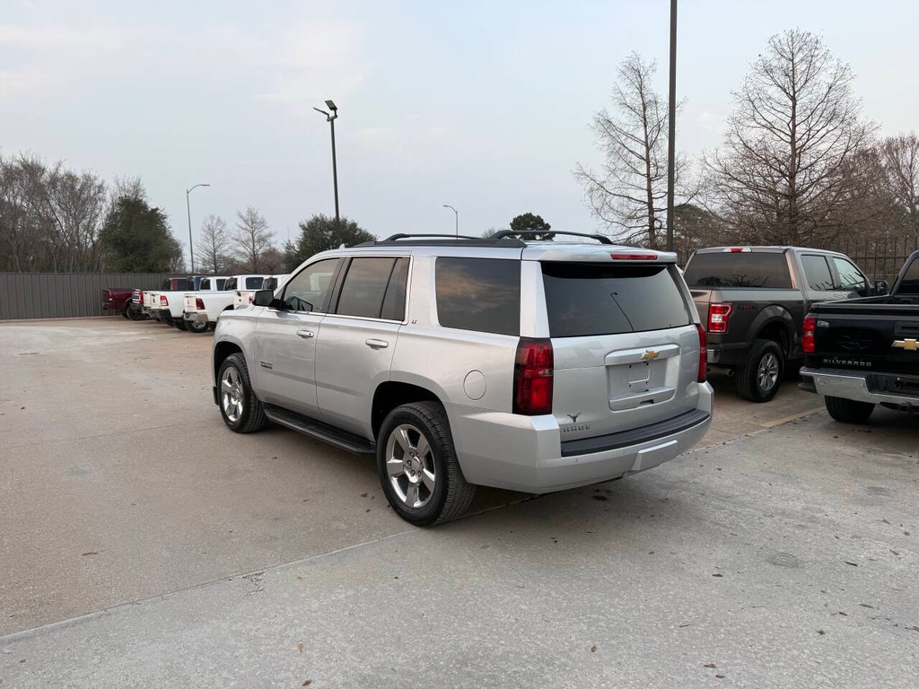 Chevrolet Tahoe Vehicle Full-screen Gallery Image 04