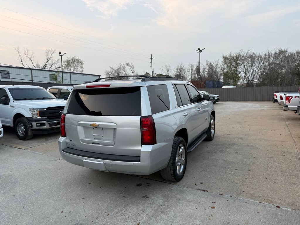 Chevrolet Tahoe Vehicle Full-screen Gallery Image 05