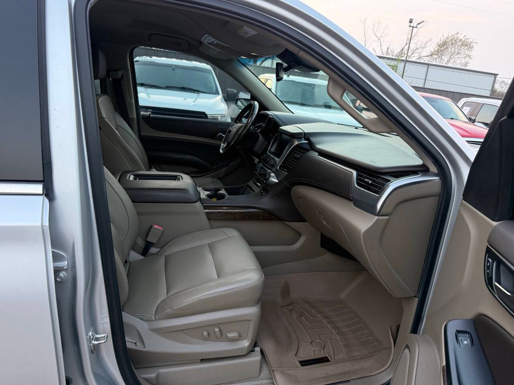 Chevrolet Tahoe Vehicle Full-screen Gallery Image 10