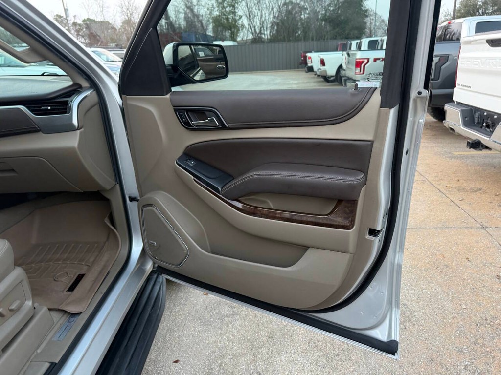 Chevrolet Tahoe Vehicle Full-screen Gallery Image 11