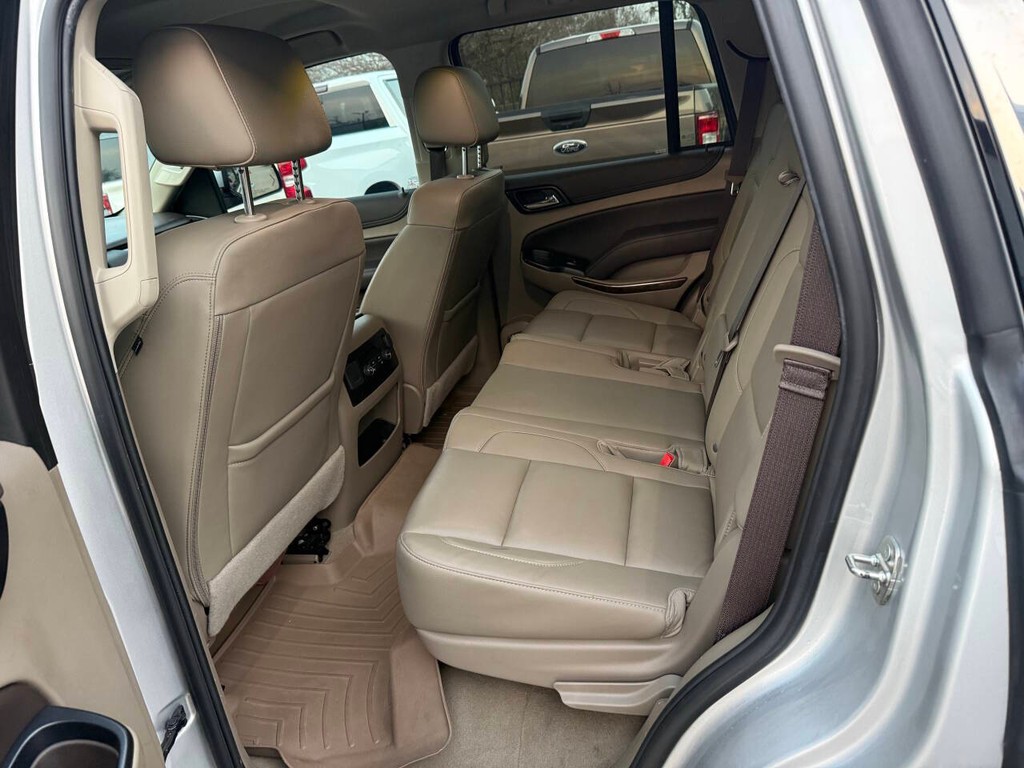 Chevrolet Tahoe Vehicle Full-screen Gallery Image 13