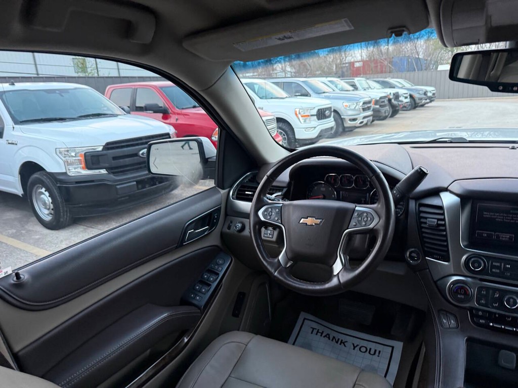 Chevrolet Tahoe Vehicle Full-screen Gallery Image 21