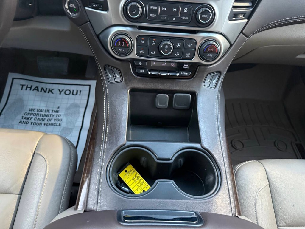 Chevrolet Tahoe Vehicle Full-screen Gallery Image 30