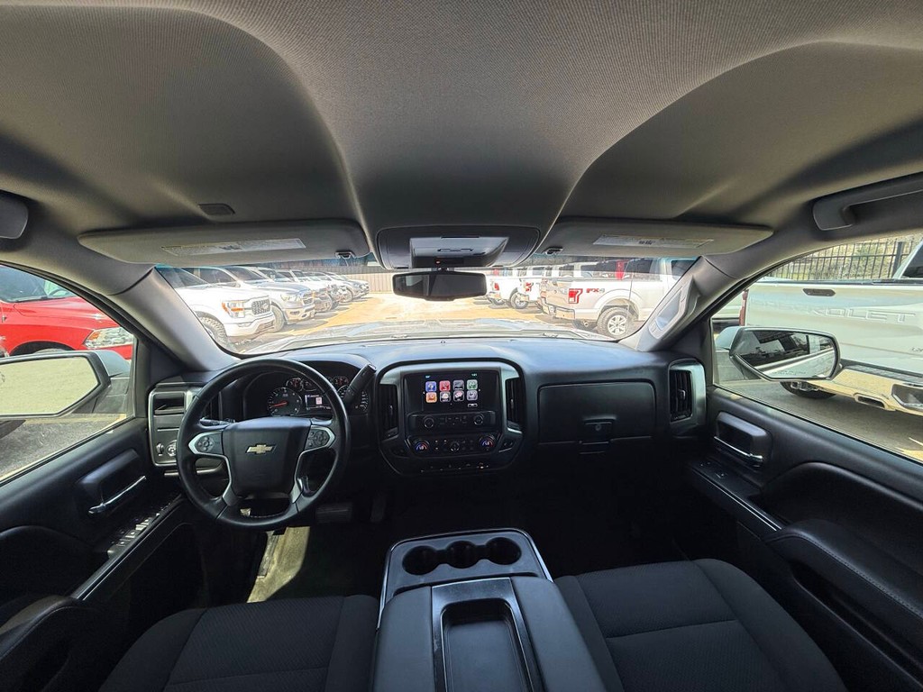 Chevrolet Silverado 1500 Vehicle Full-screen Gallery Image 18