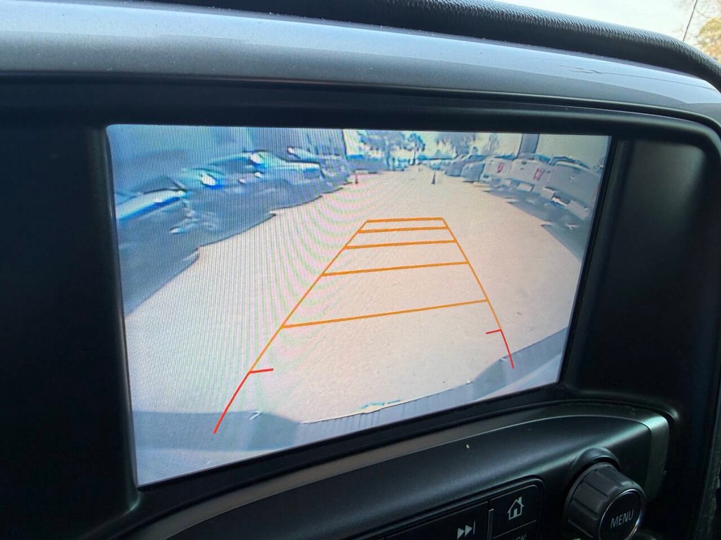 Chevrolet Silverado 1500 Vehicle Full-screen Gallery Image 27