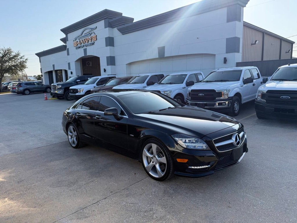 Mercedes-Benz CLS-Class Vehicle Full-screen Gallery Image 42