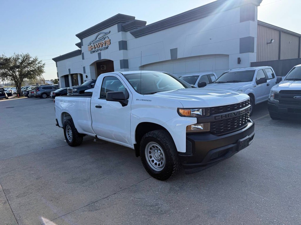 Chevrolet Silverado 1500 Vehicle Full-screen Gallery Image 02