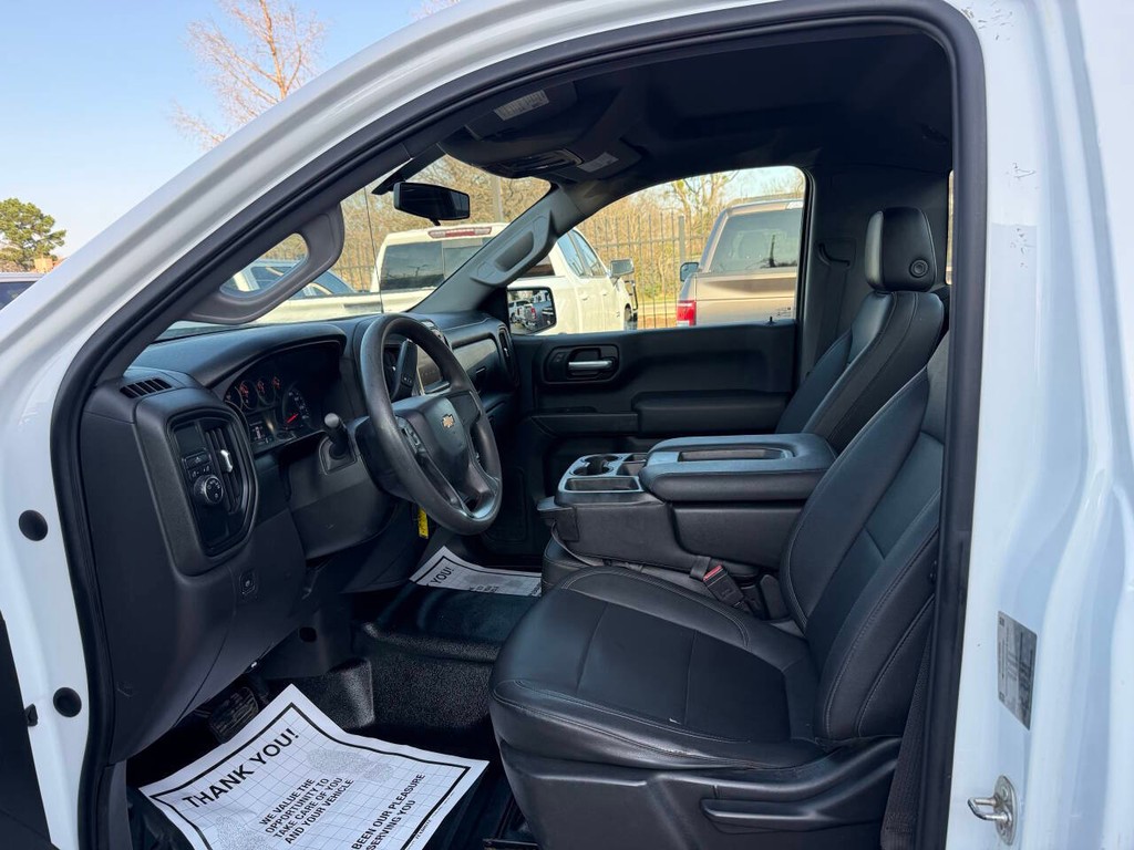 Chevrolet Silverado 1500 Vehicle Full-screen Gallery Image 07