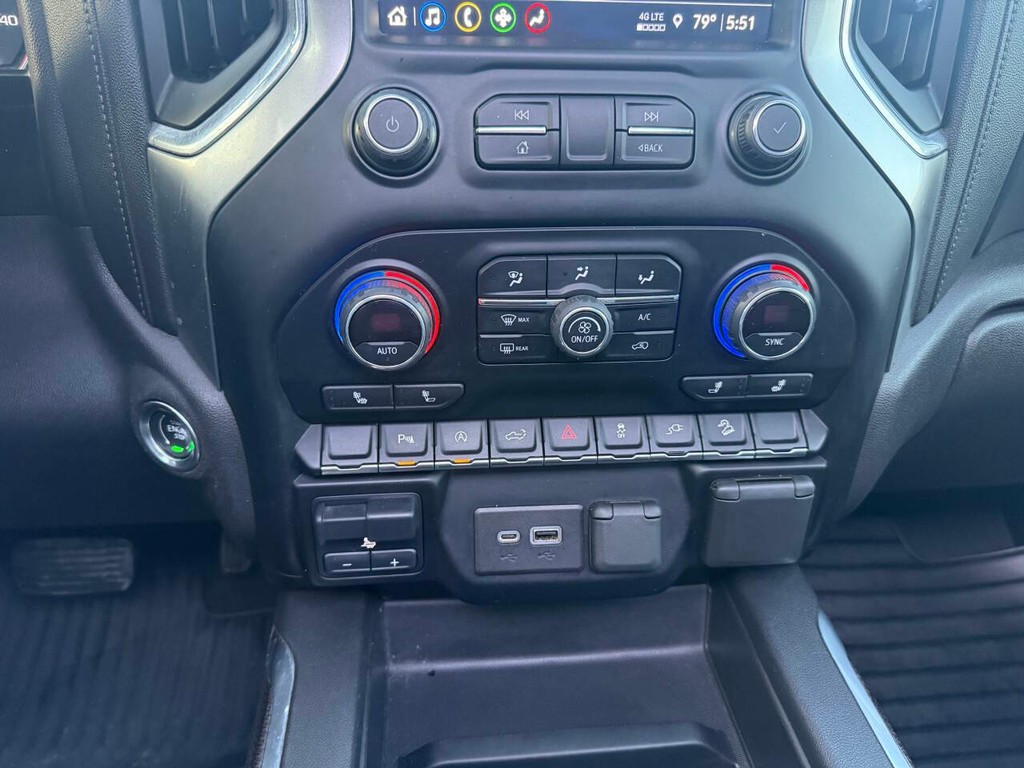 Chevrolet Silverado 1500 Vehicle Full-screen Gallery Image 27