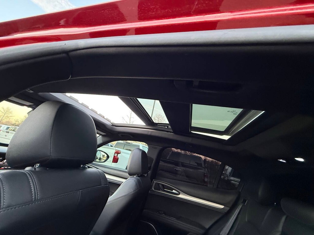 Alfa Romeo Stelvio Vehicle Full-screen Gallery Image 29