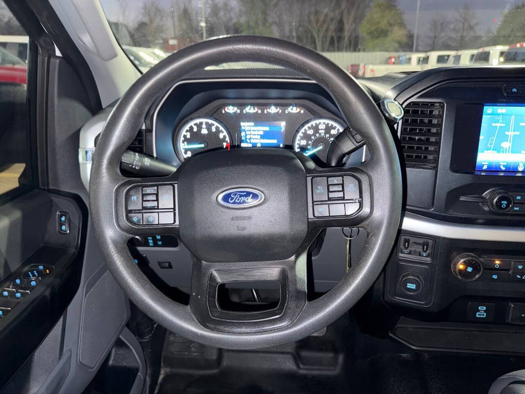 Ford F-150 Vehicle Full-screen Gallery Image 23