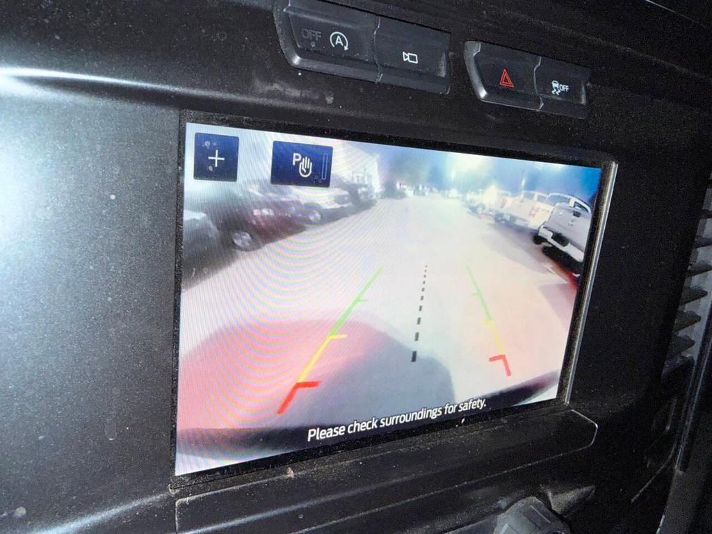 Ford F-150 Vehicle Full-screen Gallery Image 27