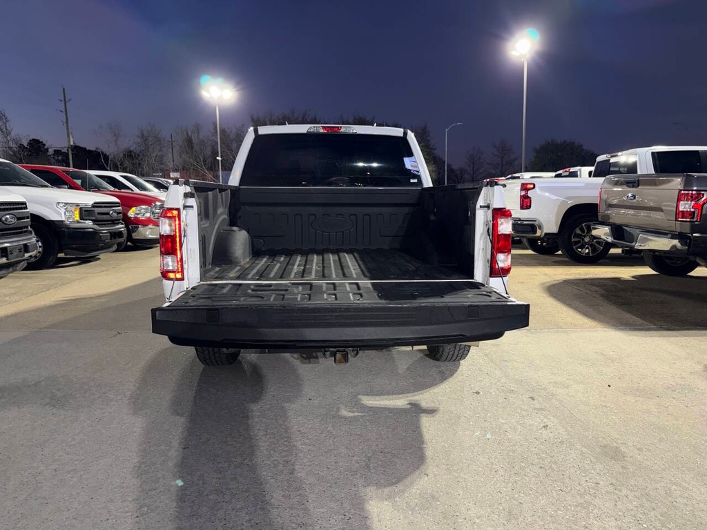 Ford F-150 Vehicle Full-screen Gallery Image 37