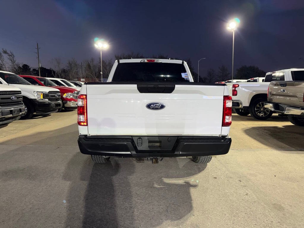 Ford F-150 Vehicle Full-screen Gallery Image 38