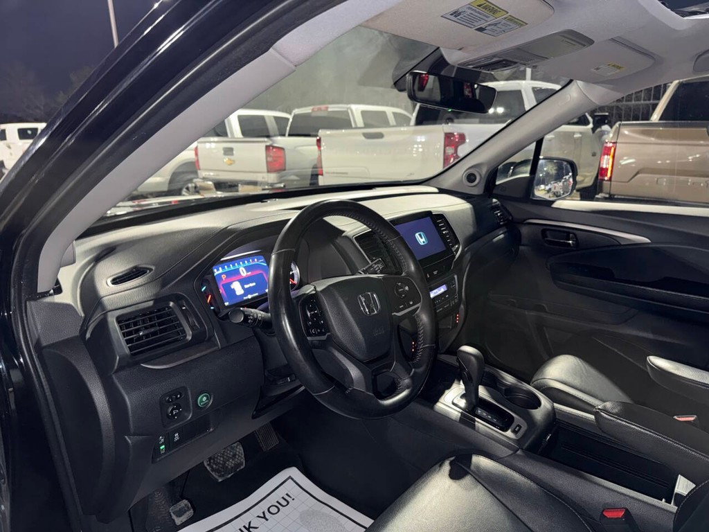 Honda Pilot Vehicle Full-screen Gallery Image 06