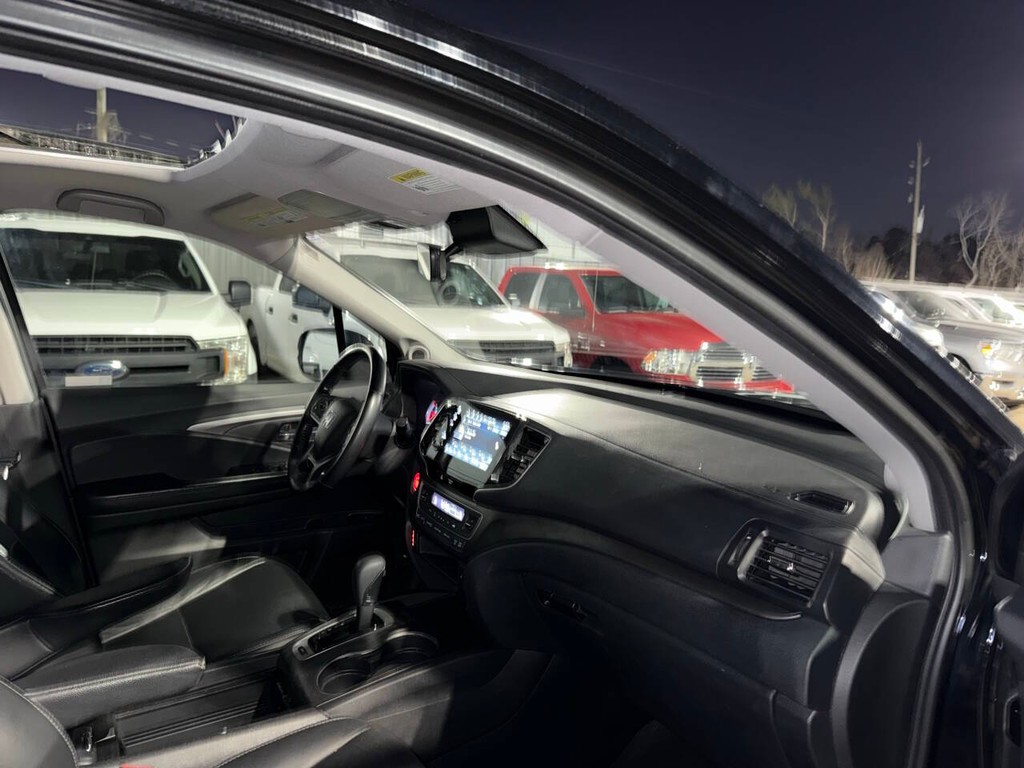 Honda Pilot Vehicle Full-screen Gallery Image 09