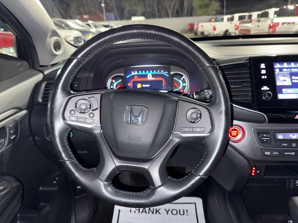 Honda Pilot Vehicle Full-screen Gallery Image 24