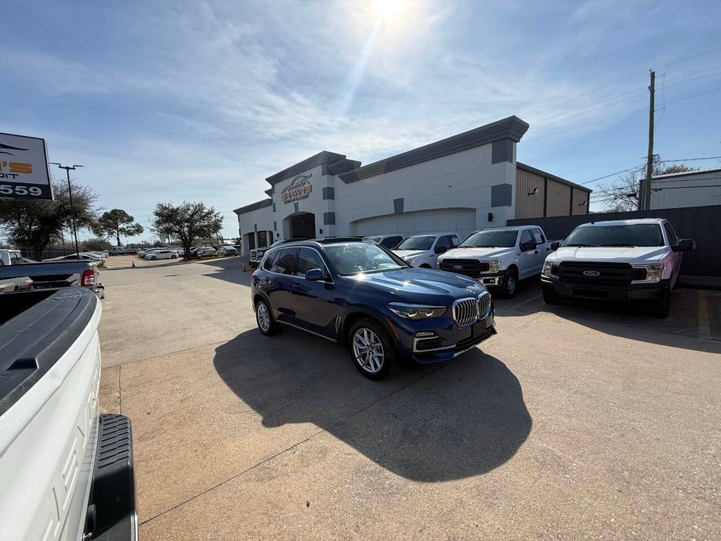 BMW X5 Vehicle Full-screen Gallery Image 46