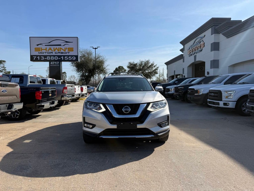 Nissan Rogue Vehicle Full-screen Gallery Image 40