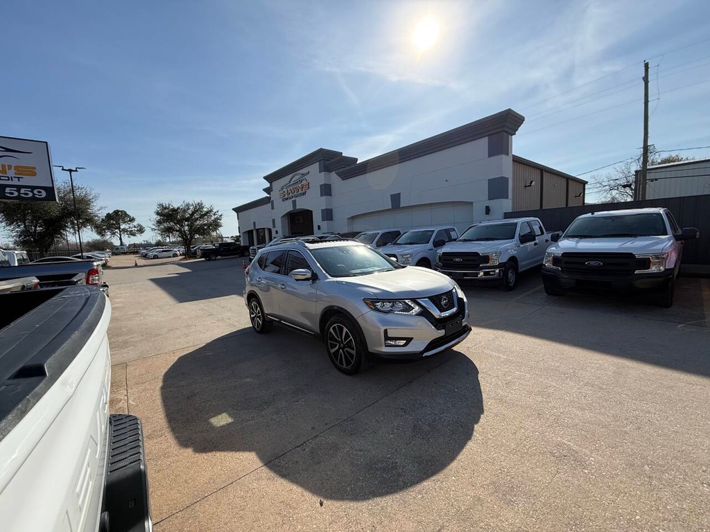 Nissan Rogue Vehicle Full-screen Gallery Image 43