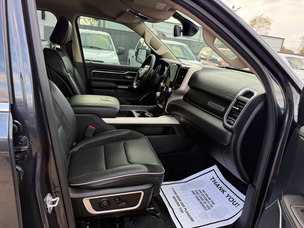 Ram 1500 Vehicle Full-screen Gallery Image 10